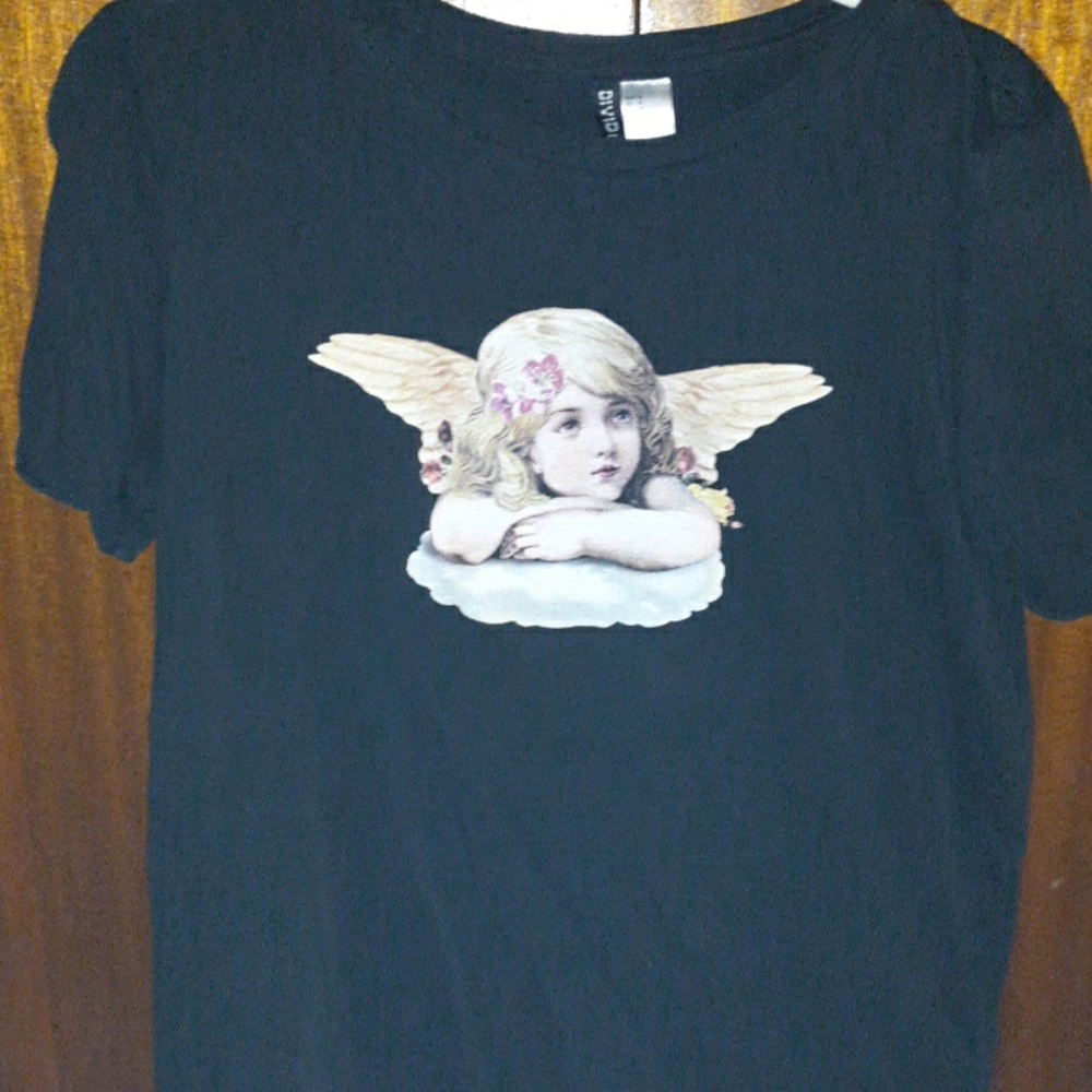Divided tee